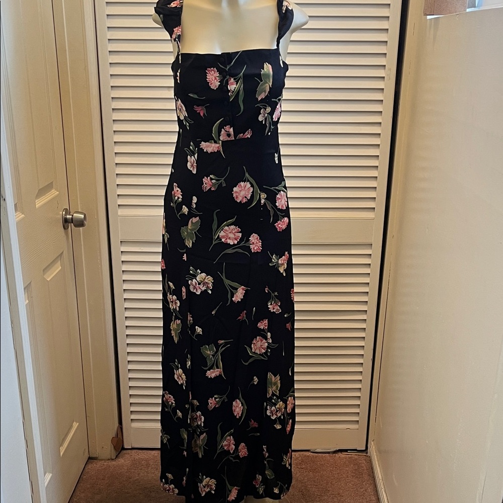 Flynn Skye Off the shoulder Floral Maxi Dress
